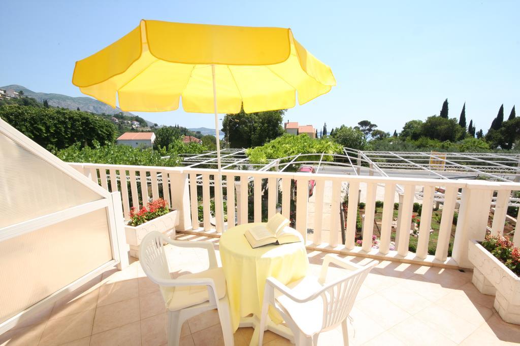 Apartments & Rooms Cakelic Mlini Exterior photo