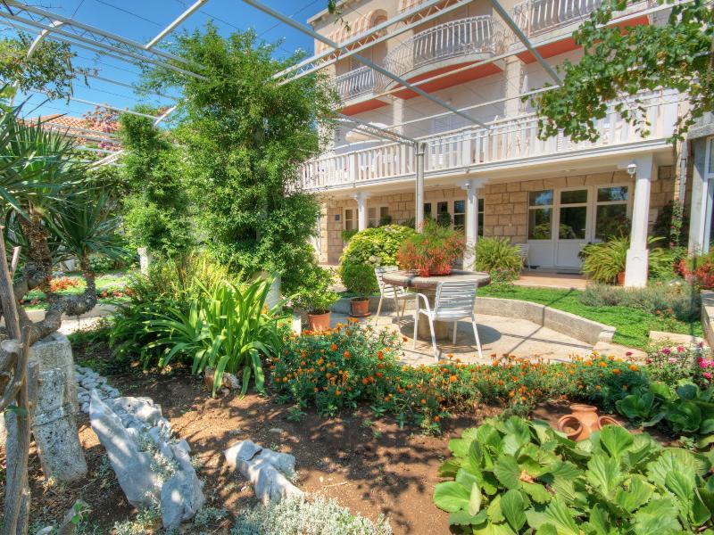 Apartments & Rooms Cakelic Mlini Exterior photo
